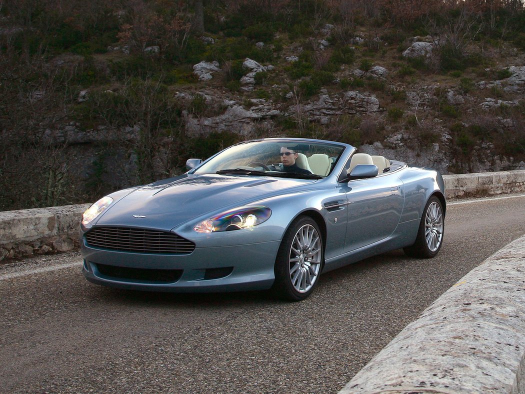 Aston Martin DB9