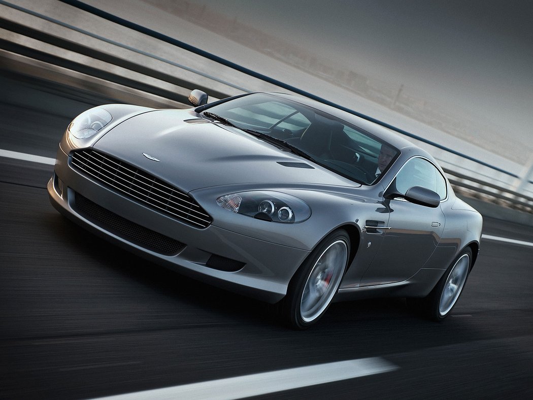 Aston Martin DB9