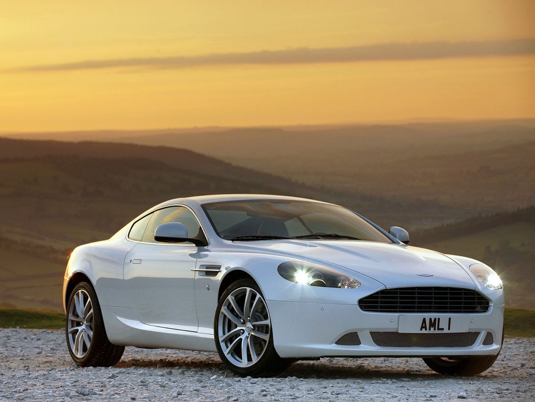 Aston Martin DB9