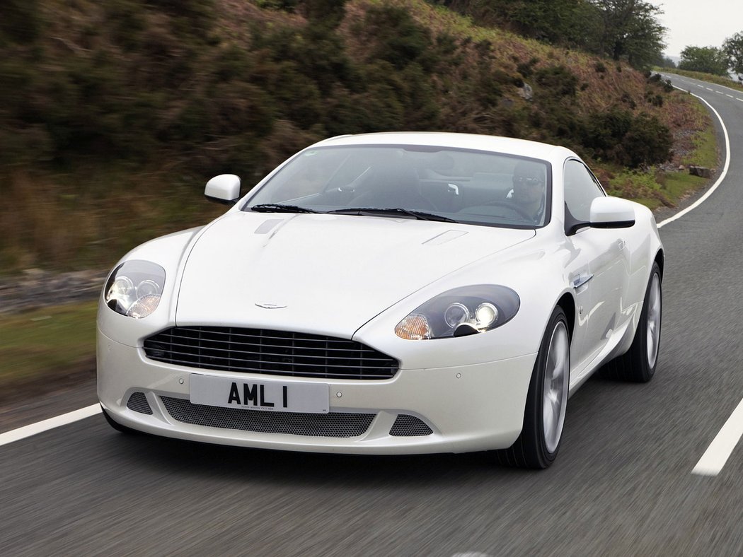 Aston Martin DB9