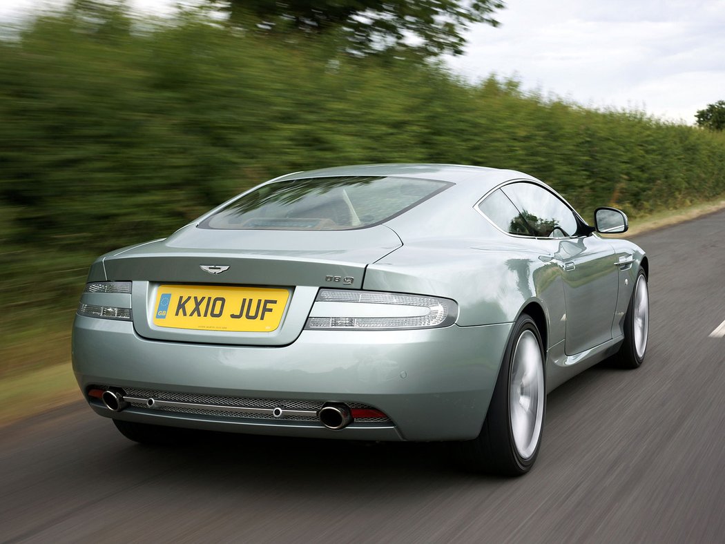 Aston Martin DB9