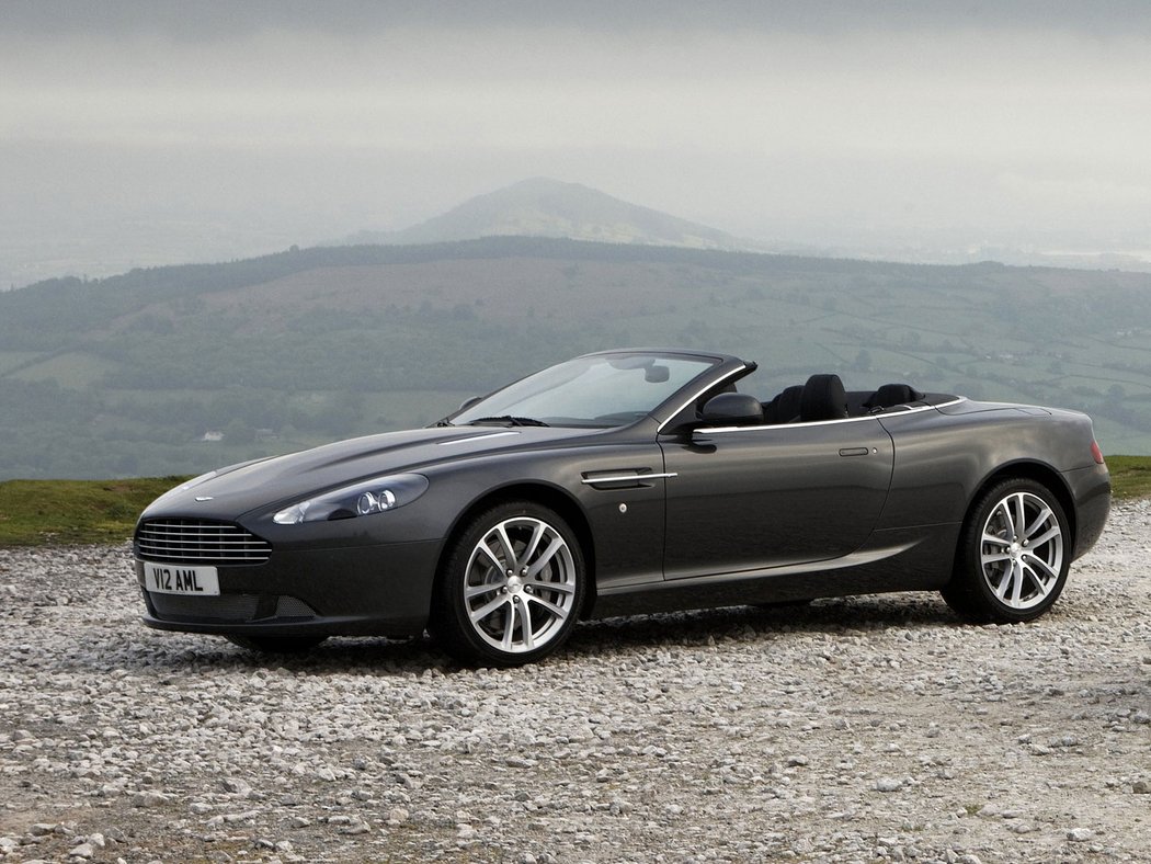 Aston Martin DB9