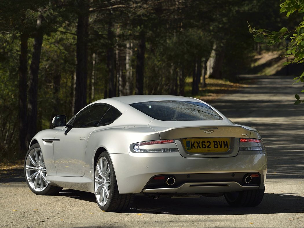 Aston Martin DB9