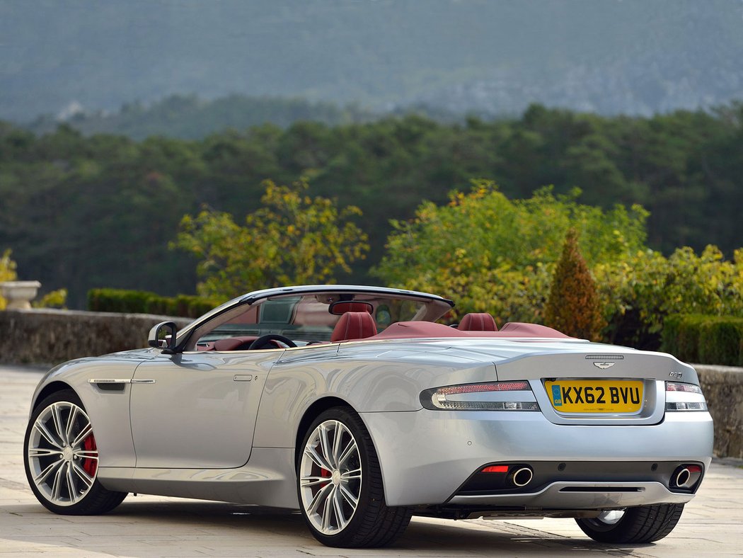 Aston Martin DB9