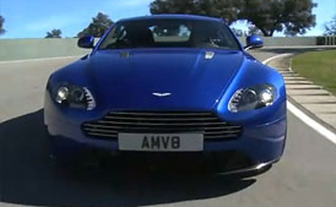 Video: Aston Martin V8 Vantage S – Zacíleno na řidiče