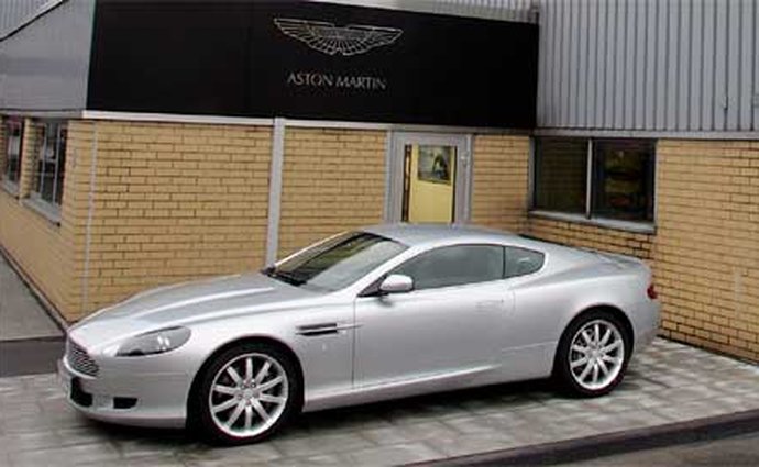 Výroba motorů Aston Martin přesunuta do Německa!