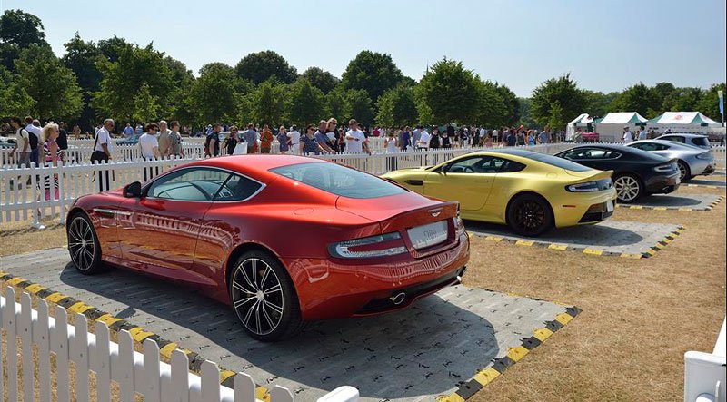 DB9, V12 Vantage S