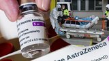 Dva zdravotníci těžce nesli očkování vakcínou AstraZeneca, jeden v Dánsku už zemřel