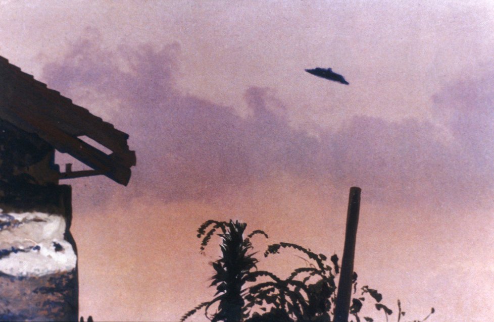 UFO vyfotografované Paulem Trentem v McMinnville, Oregon. 11. května 1950