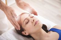 Dejte šanci reiki. Energie rukou, která umí uzdravit tělo i duši