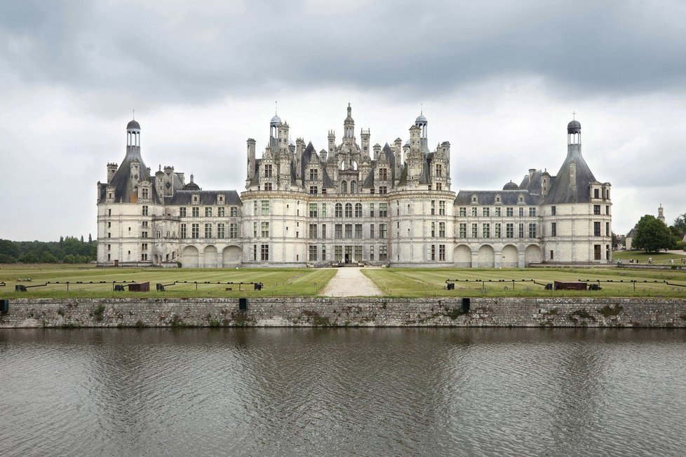 Zámek Chambord, Francie. Prý patří k nejlepším příkladům francouzské renesanční architektury.