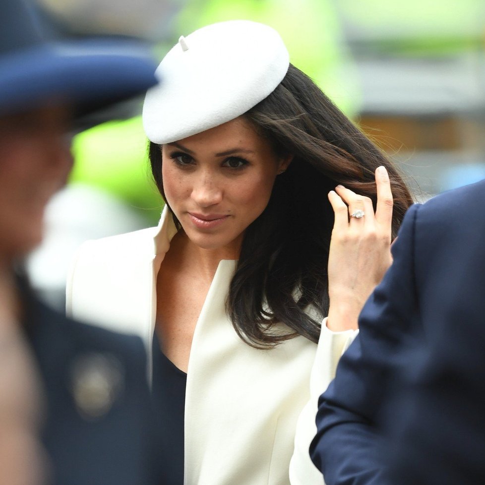 Harry a Meghan stanovili datum svatby na 19. května 2018