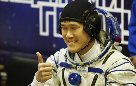 Japonský astronaut Norišige Kanai (41) se musel omluvit za svůj úlet. 