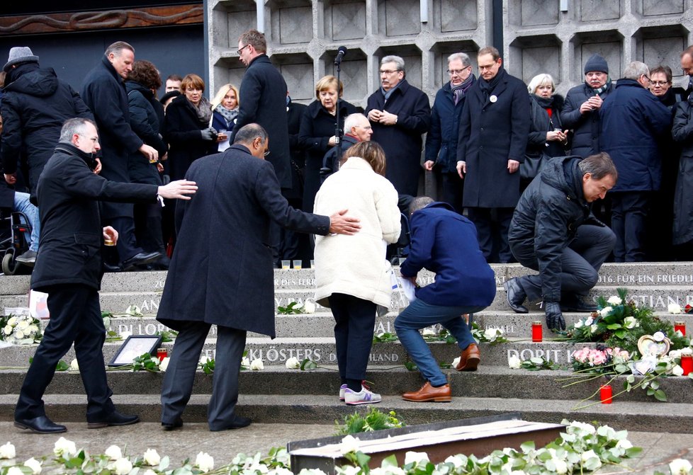 V Berlíně byl odhalen památník obětem loňského útoku