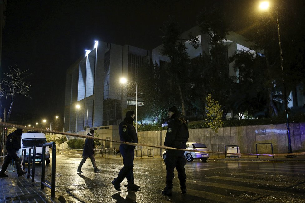 V Athénách explodovala podomácku vyrobená bomba - před odvolacím soudem