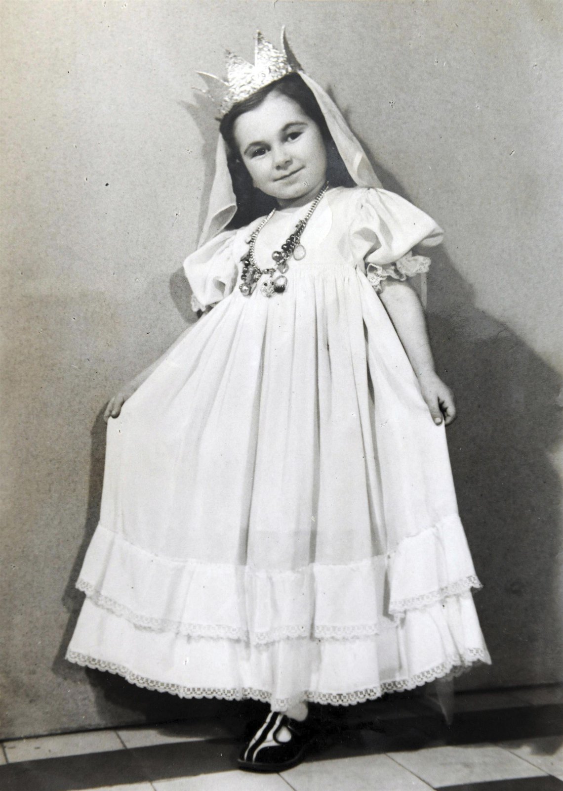 1935 Aťka jako malá holčička.
