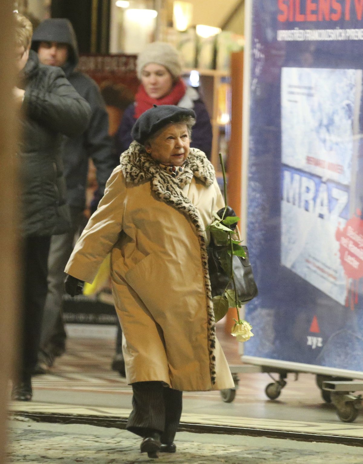 Aťka Janoušková se na svůj věk vůbec necítí.