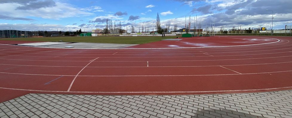 Atletický stadion města Plzně ve Skvrňanech.