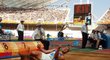 2004. Roman Šebrle při olympijské soutěži v Aténách.