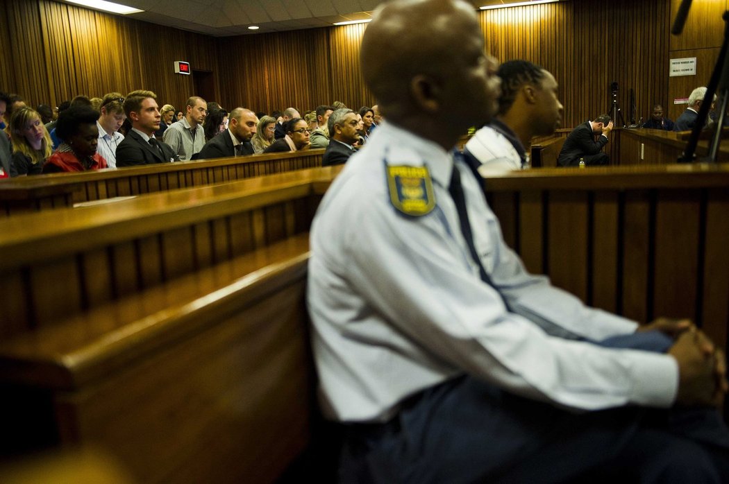 Soudní líčení s Oscarem Pistoriusem pečlivě sledují média po celém světě