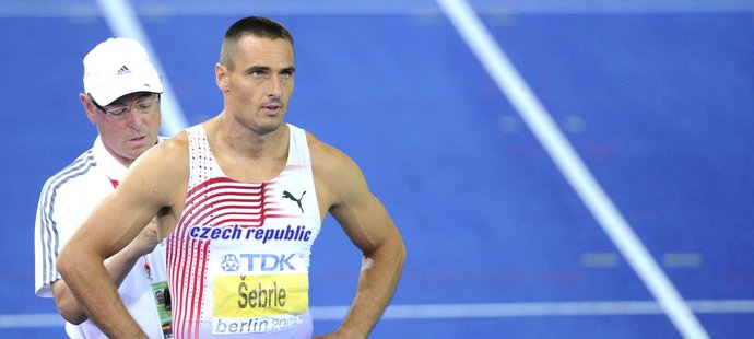 V roce 2001 překonal Šebrle desetibojařský světový rekord.