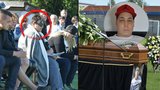 Pohřeb studenta (†21), kterému nevěřili rakovinu: Slib „mámy“ nad rakví a srdcervoucí vyznání  