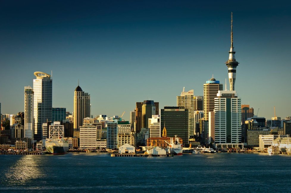 Na Novém Zélandu budou zavádět turistickou daň, ročně přivede až 80 milionů NZD.