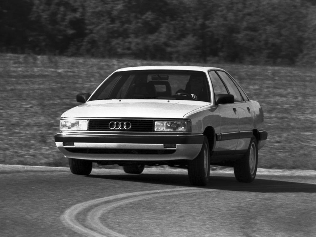 Audi 200