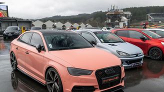 Milionům aut Volkswagen a Audi hrozí selhání řízení. Problém může způsobit jediný šroub Milionům aut Volkswagen a Audi hrozí selhání řízení. Problém může způsobit jediný šroub