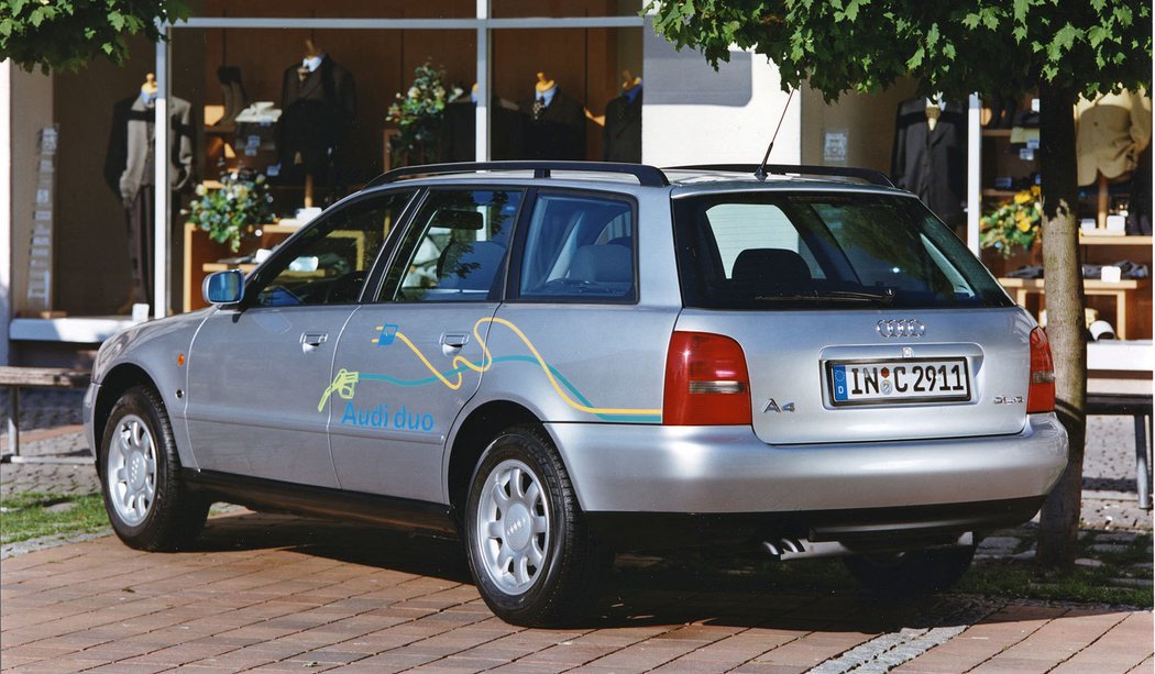 Audi A4 Avant Duo (1996)