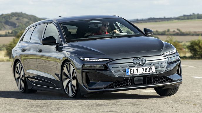 Audi A6 Avant e-tron quattro Audi A6 Avant e-tron quattro