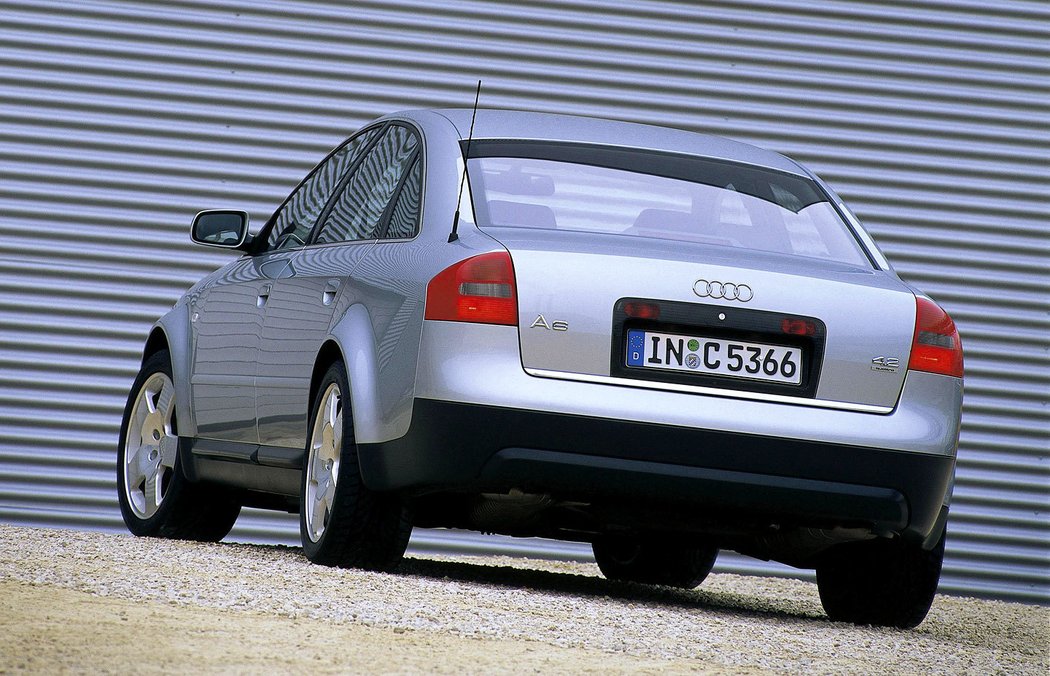 Audi A6 (C5/4B) (1997–2001)