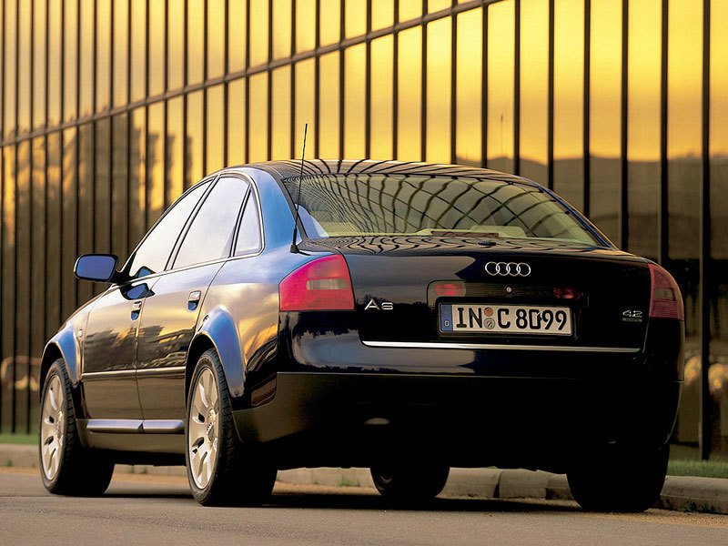 Audi A6 (C5/4B) (1997–2001)