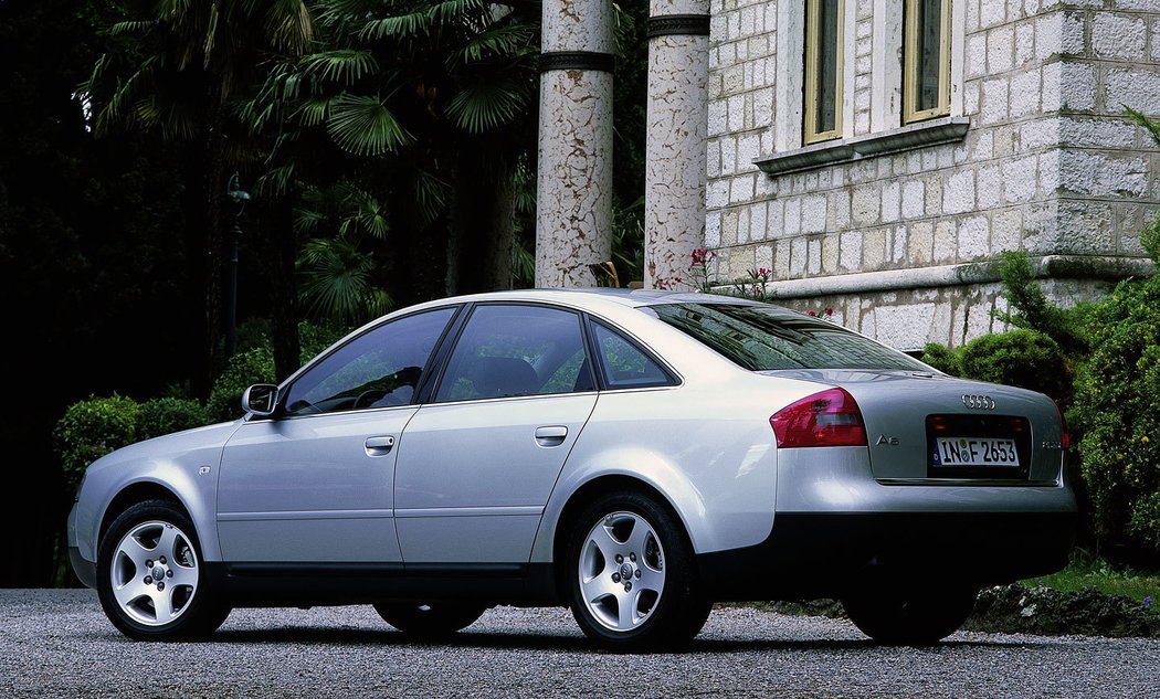 Audi A6 (C5/4B) (1997–2001)