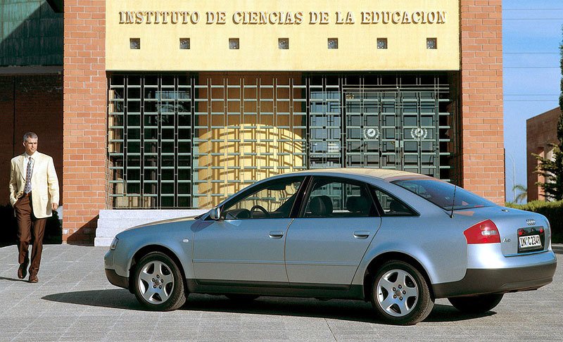 Audi A6 (C5/4B) (1997–2001)