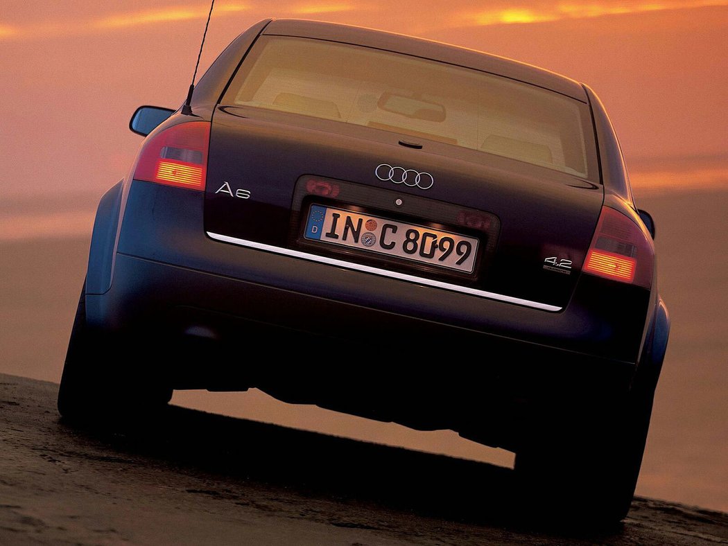 Audi A6 (C5/4B) (1997–2001)