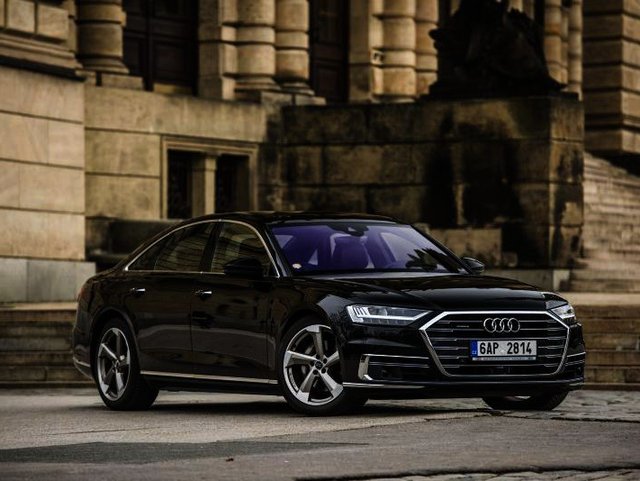 Audi A8 50 TDI quattro