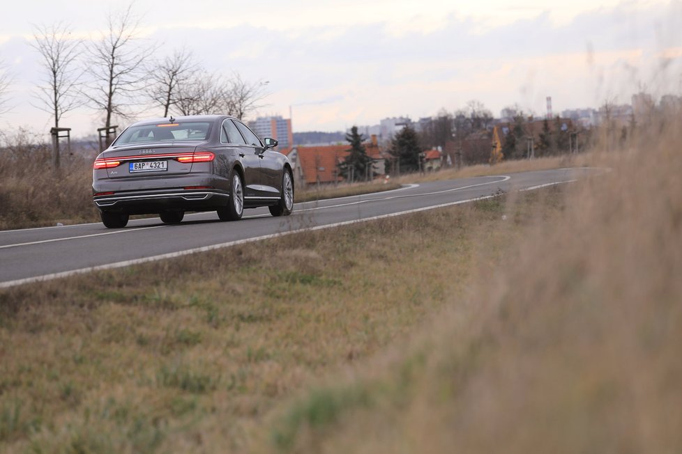 Audi A8 50 TDI quattro