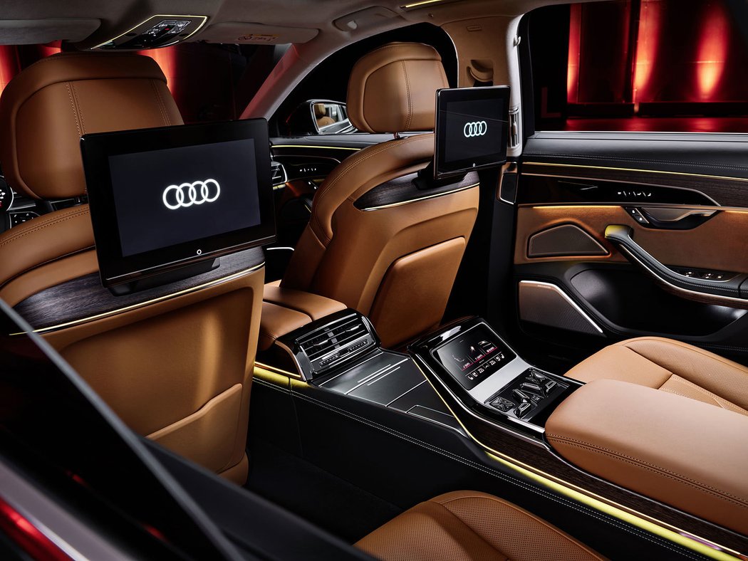 Audi A8L