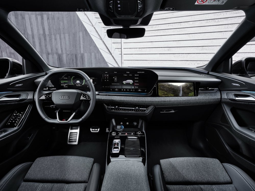 Audi v modelu Q6 e-tron prezentovalo umělou inteligenci, která se učí plnit přání cestujících