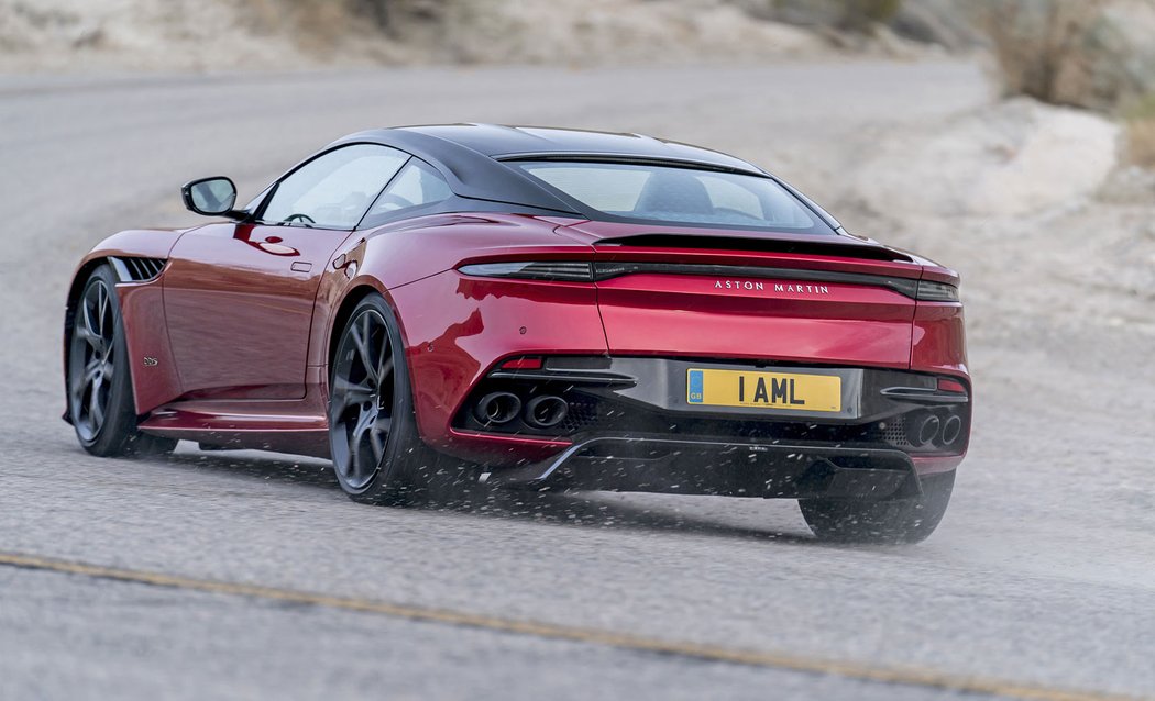 Aston Martin DBS Superlegerra