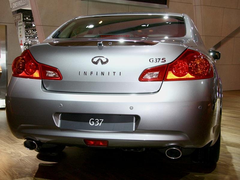 Infiniti G37