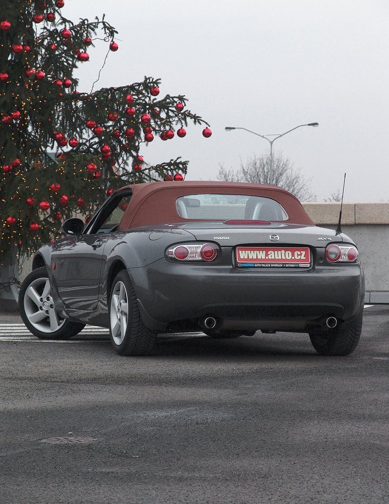 Mazda MX-5