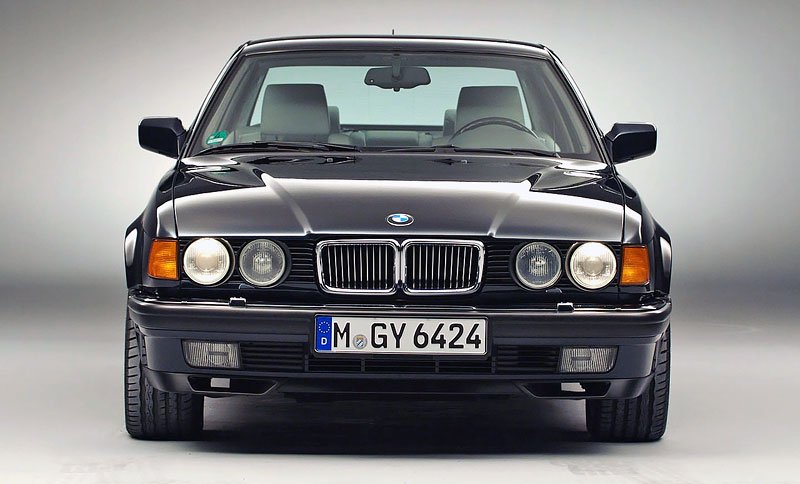 BMW 750iL E32 (1987-1994)