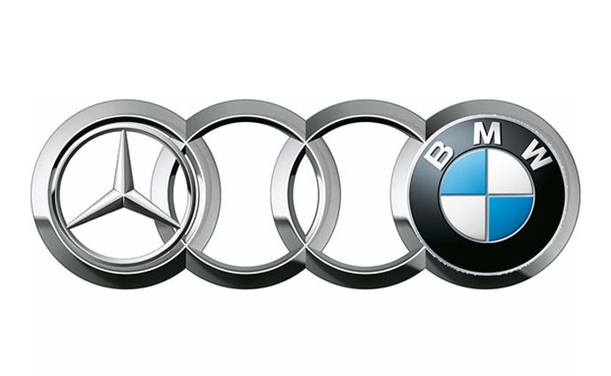 Boj německé prémiové trojky: Mercedes v pololetí předstihl BMW
