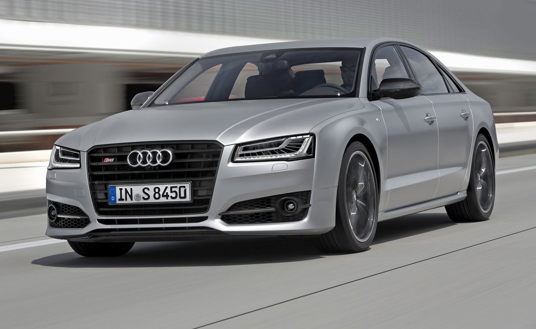 Audi S8