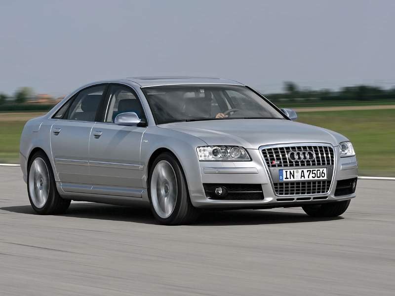 Audi S8