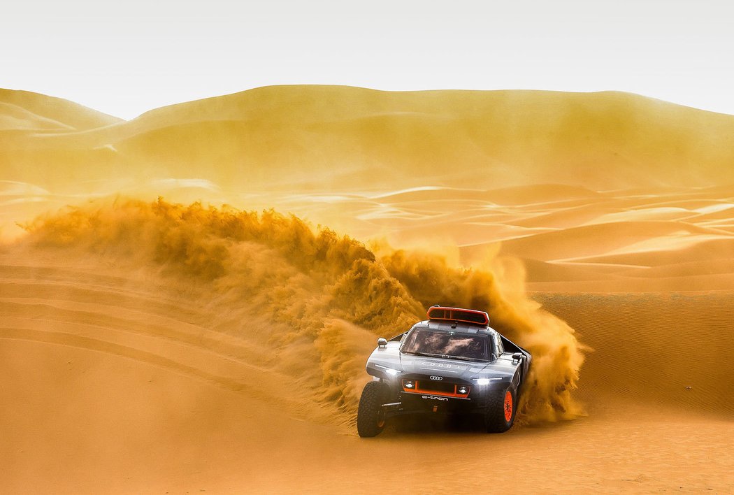 Audi testuje na Dakar 2022