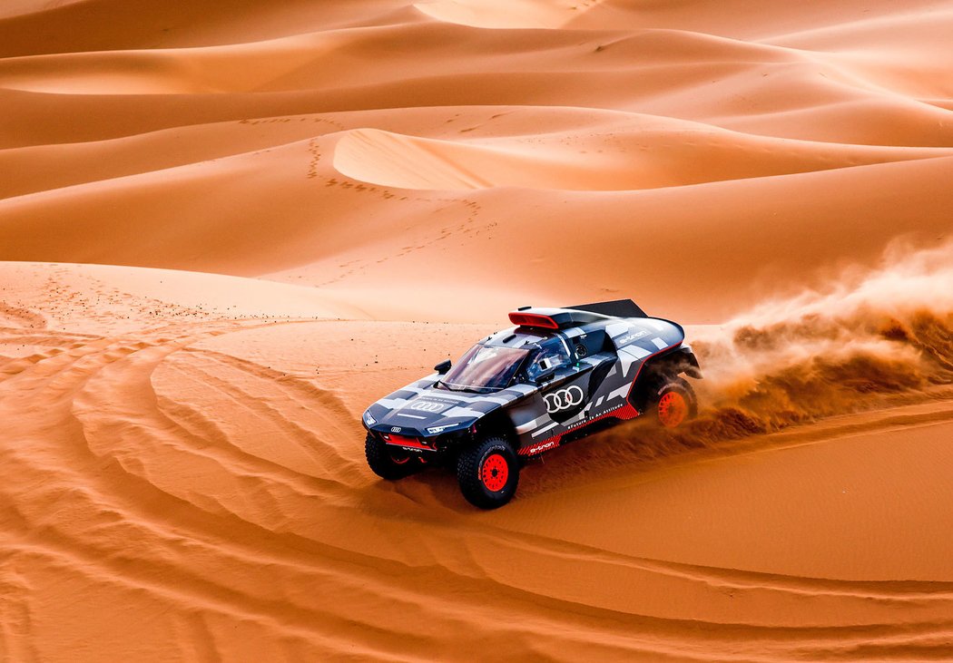 Audi testuje na Dakar 2022