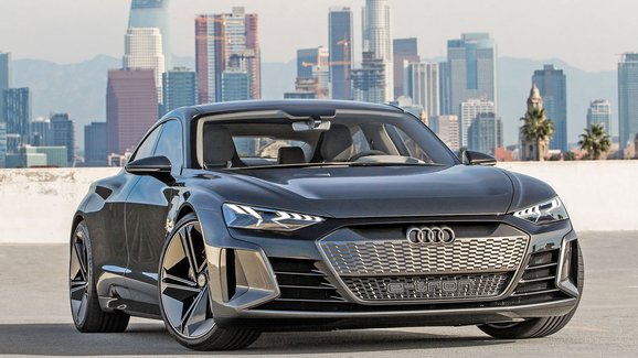 Kupa elektrifikovaných modelů včetně 20 elektromobilů. Audi odhaluje plány pro příští roky